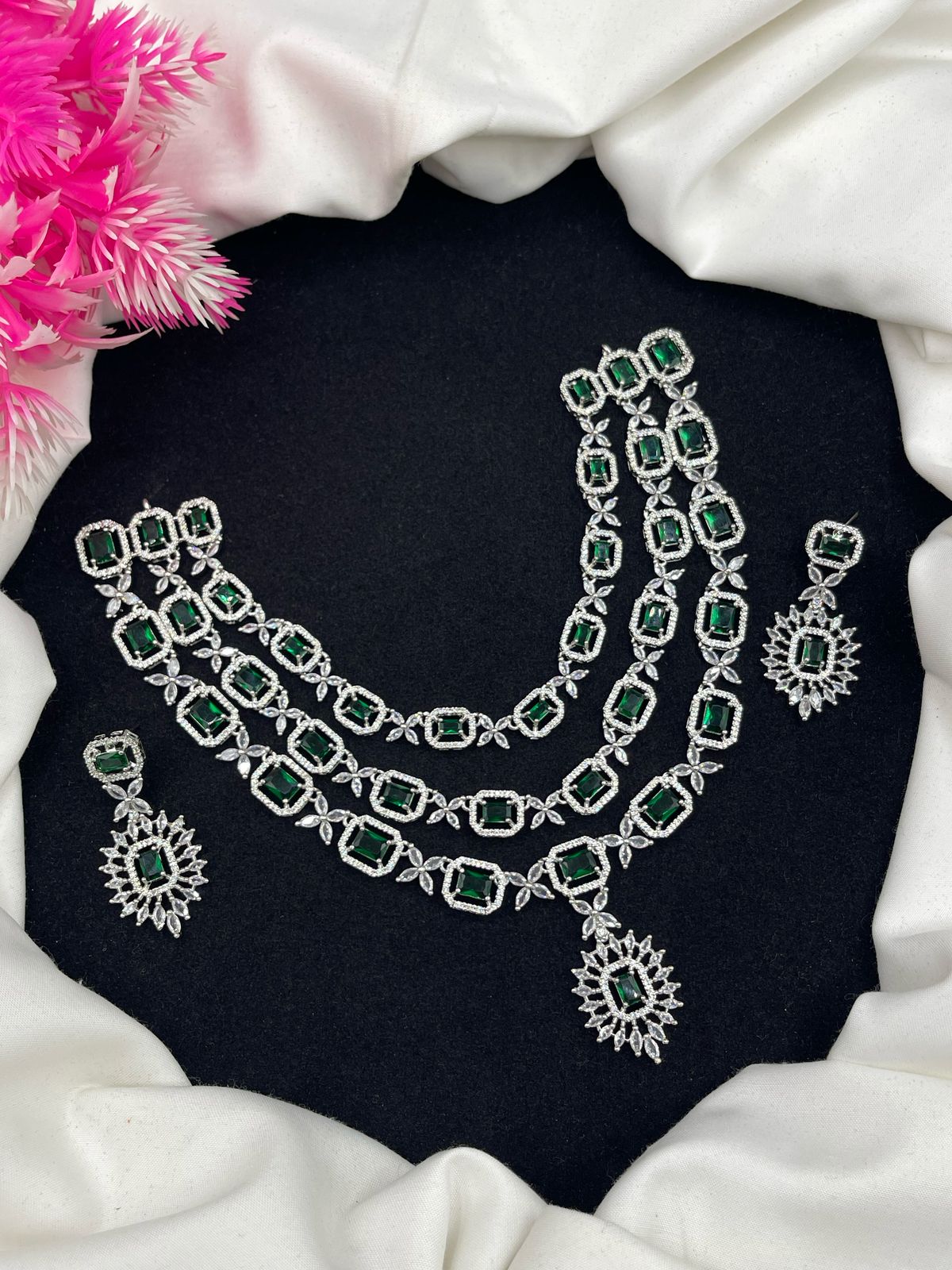 Royal Aura Zircon Necklace Set