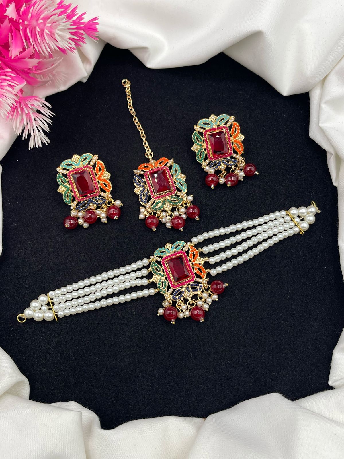 “Elegant Nauratan Choker Set with Vibrant Multi-Stone Detailing”