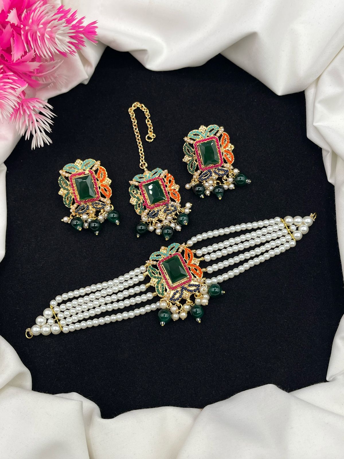 “Elegant Nauratan Choker Set with Vibrant Multi-Stone Detailing”