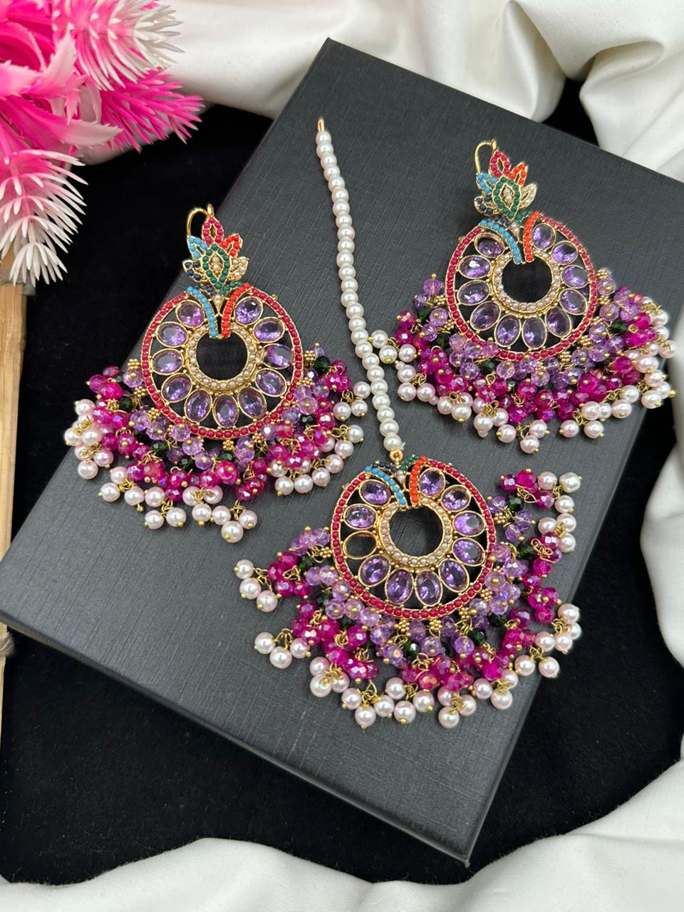 Elegant Nauratan Earring & Teeka Set.