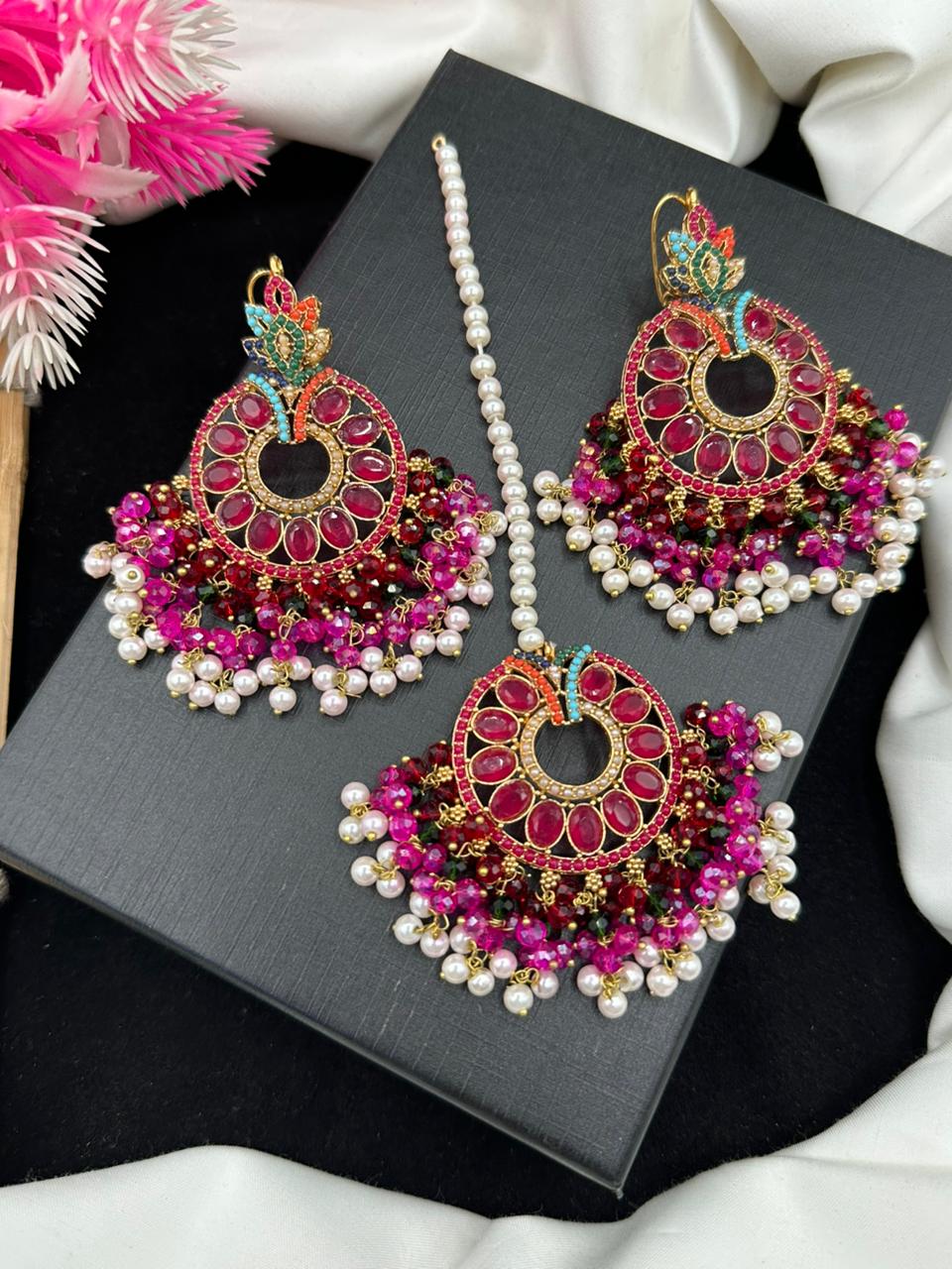 Elegant Nauratan Earring & Teeka Set.