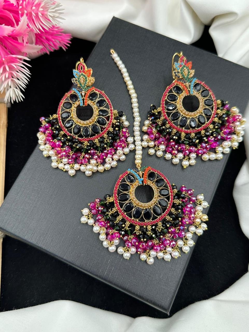 Elegant Nauratan Earring & Teeka Set.