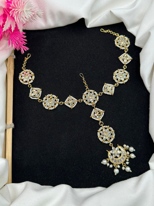 “Noor-e-Sheesh Kundan Matha Patti”