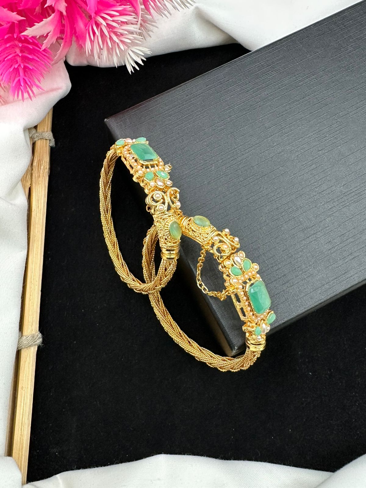 Casting Openable Bangles With Elegant Design