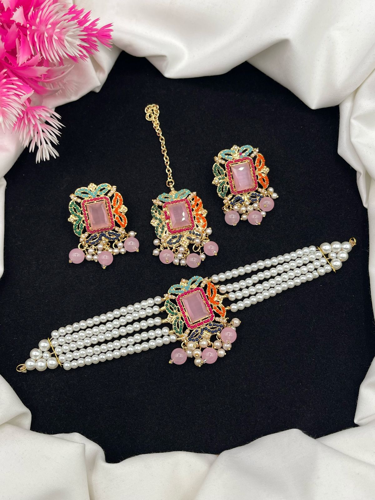 “Elegant Nauratan Choker Set with Vibrant Multi-Stone Detailing”