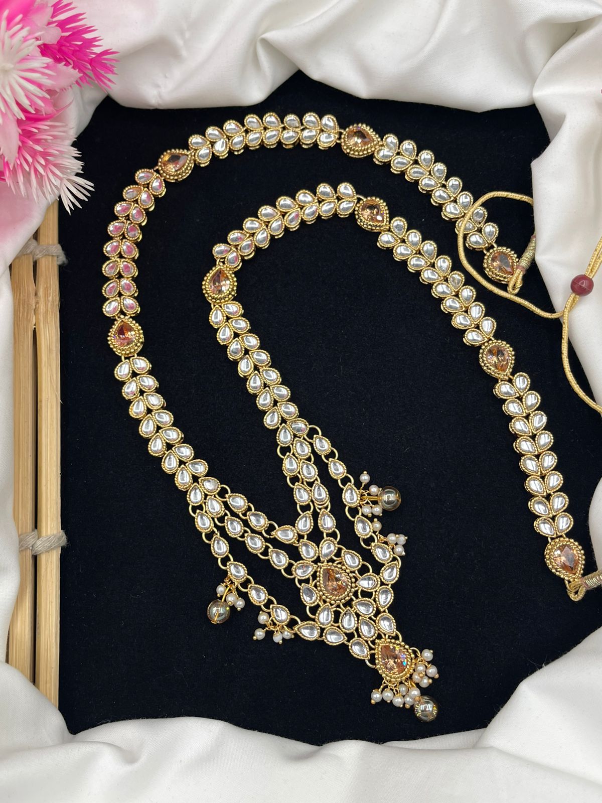 Exquisite Fancy Kundan Mala with Intricate Handcrafted Detailing and Timeless Royal Elegance