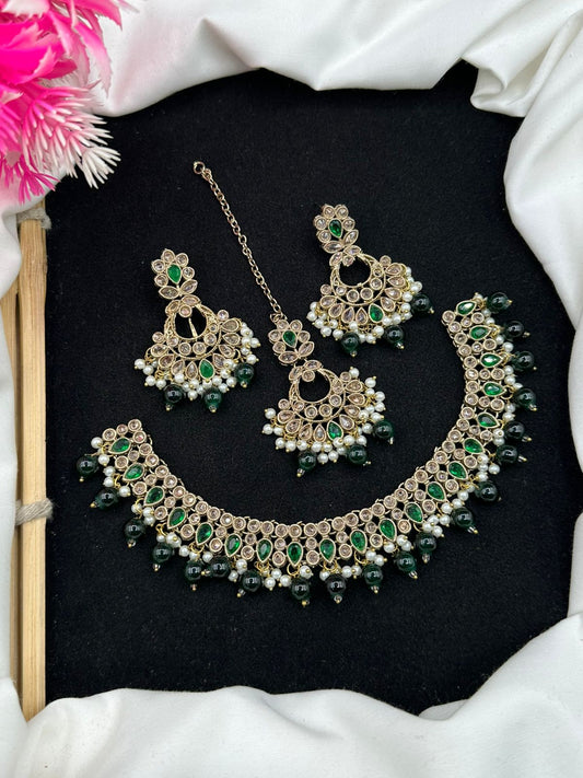 Reverse Ad Style Captions for Necklace Set