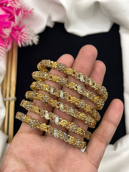 Style that speaks elegance “6 Bangles • 4 Sizes