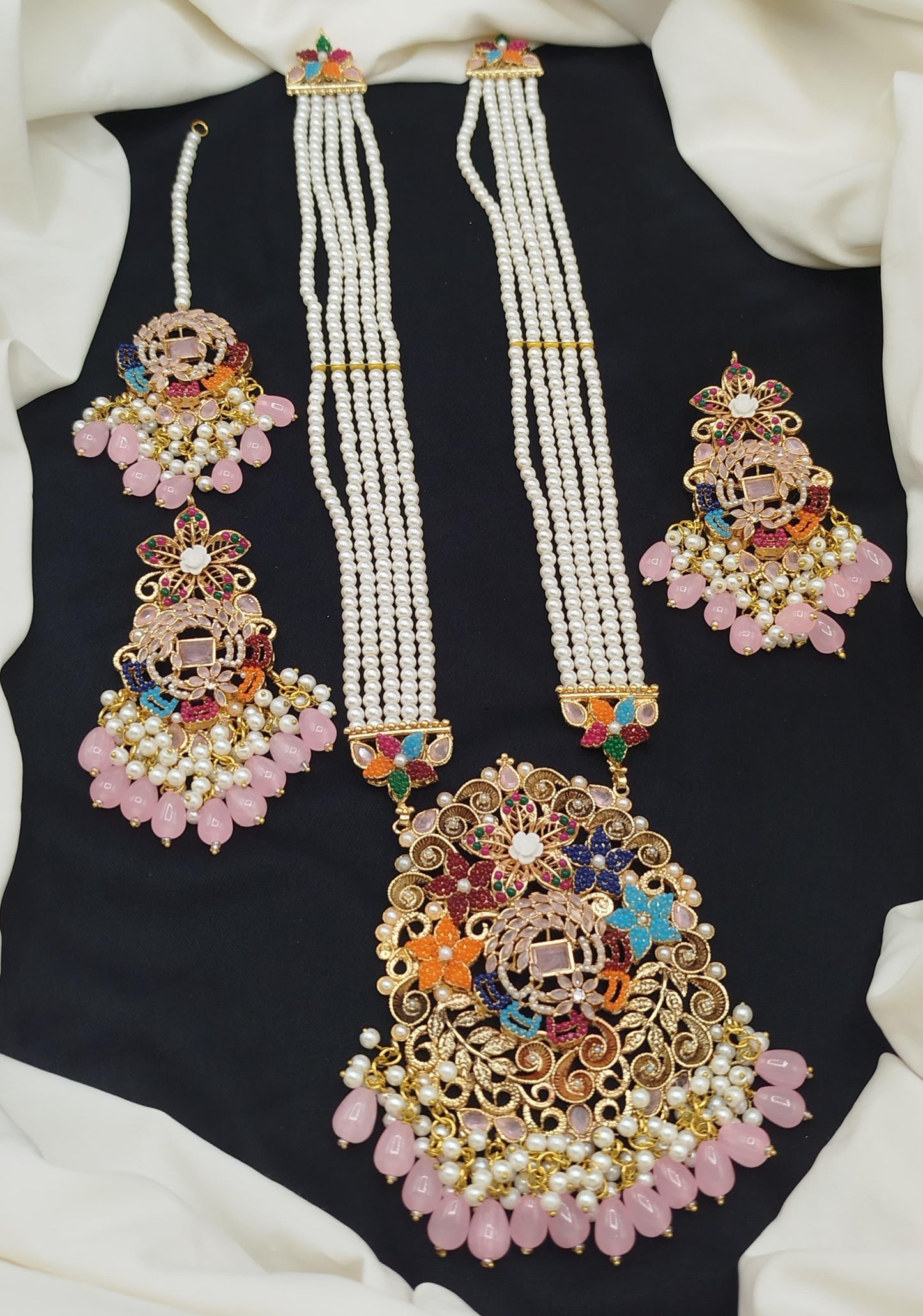 Nauratan & Zircon article Mala Dholna Set.